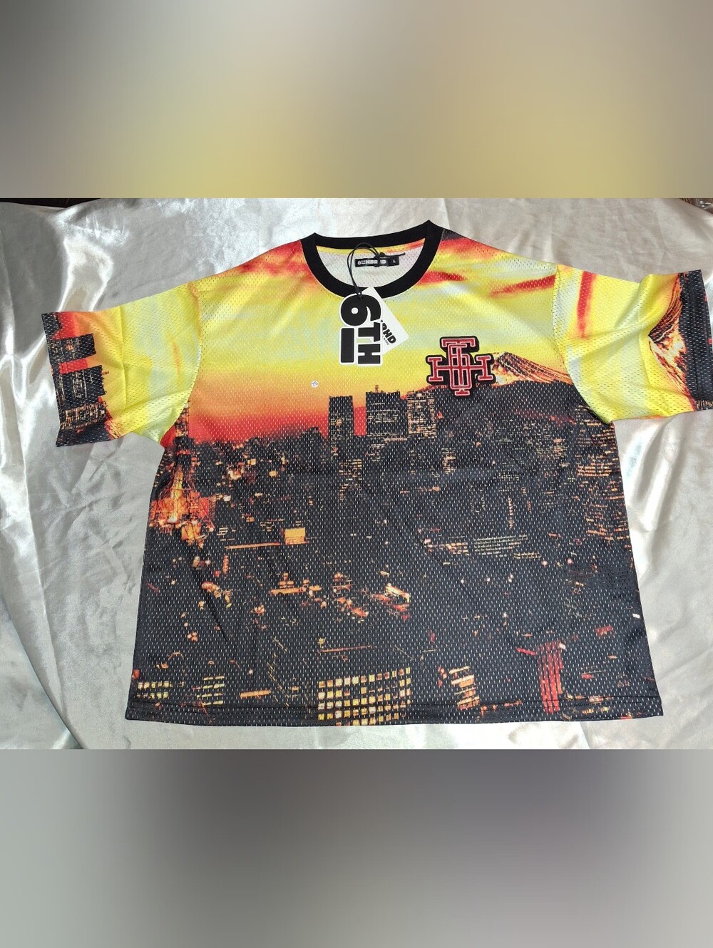 NWT 6th Nbrhd Scrimmage Mesh Tee Orange Multi Size L